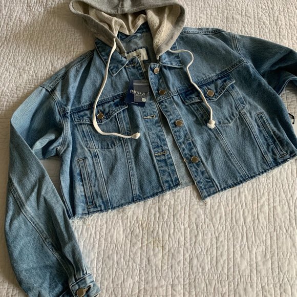 NWT Forever 21 Cropped Denim Jean Jacket, Sweatshirt Terry Removable Hood, sz L - Picture 2 of 5
